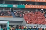 浙江足协：吴越杯首轮总计涌入100514名观众，场均20103人